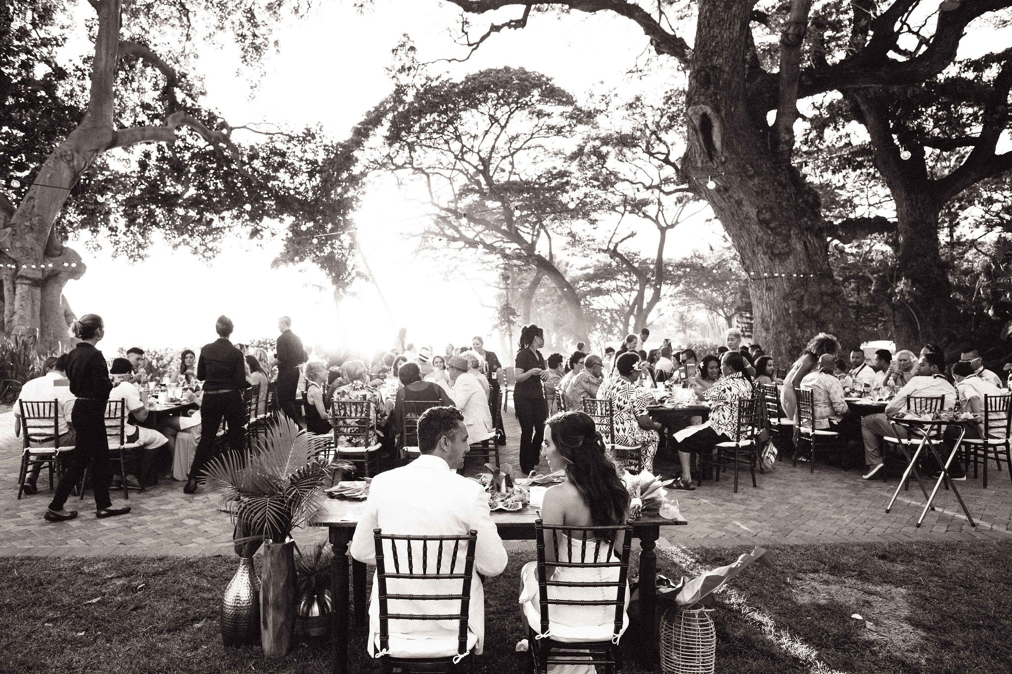 Hawaii Wedding Photography Outdoor Reception Dinner 1327.jpg